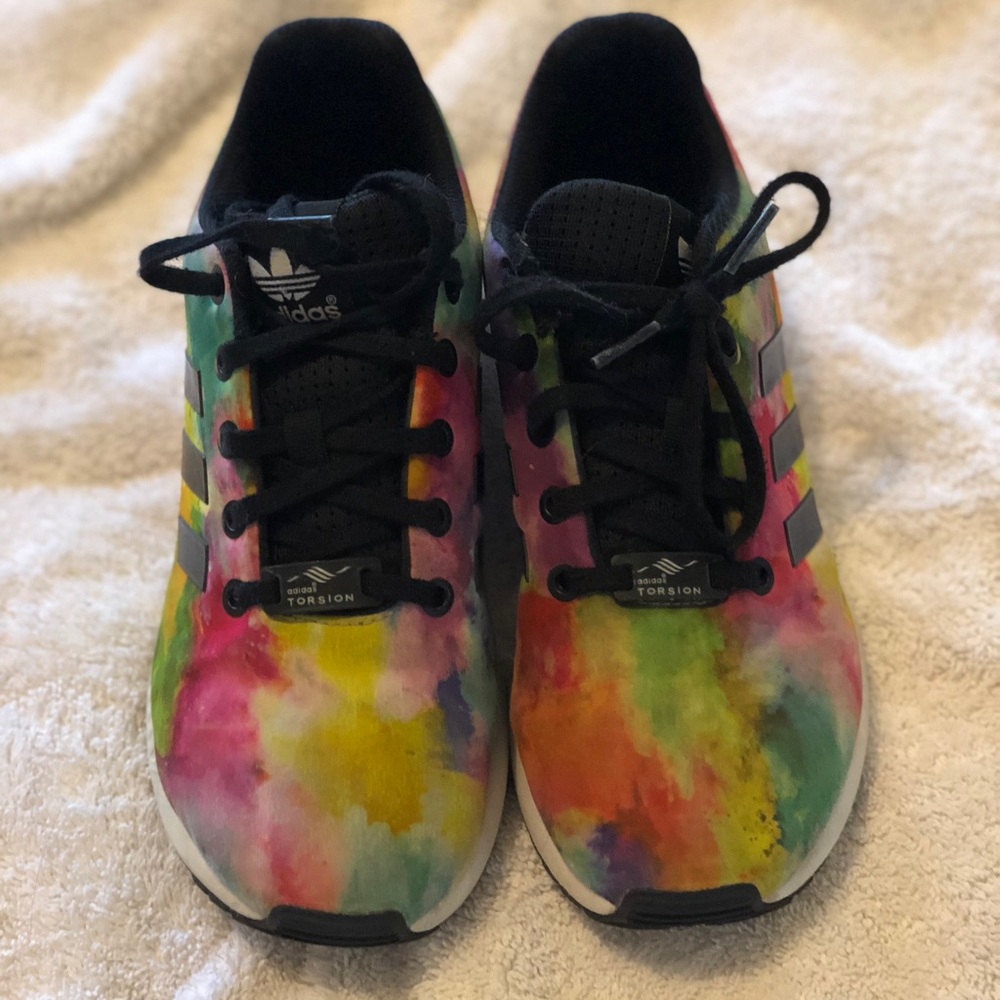 Gym shoes